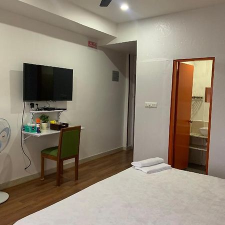 Casa Willow Dibrugarh Esterno foto